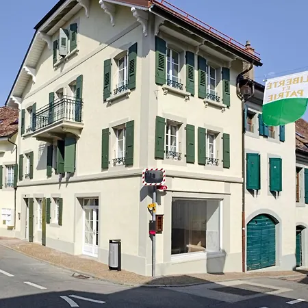 Zogbi Hospitality 2 *